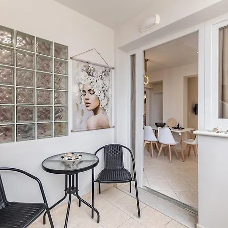 Golden Dream Luxury *